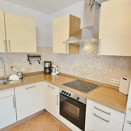 Apartment Moewe Whg 1